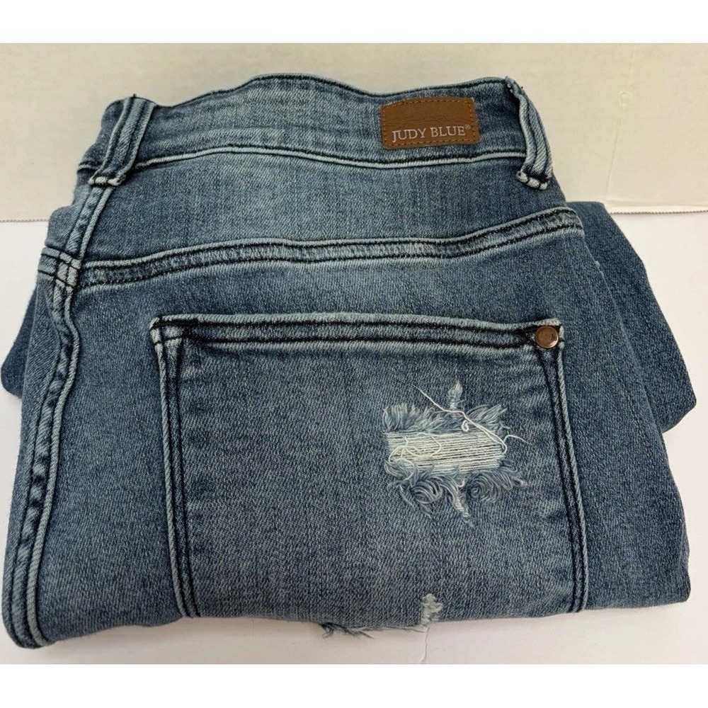 Judy Blue Mid Rise Destroyed Straight Denim Jeans 82425 Size 14W Shark Bite Hem